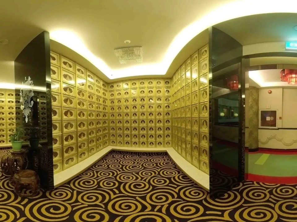 Suite 10B